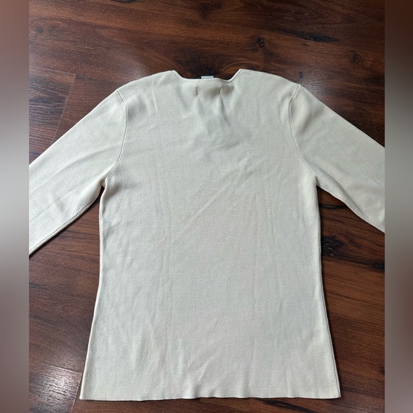 Banana Republic women’s silk stretch Cream color top Sz XL - Picture 6 of 6